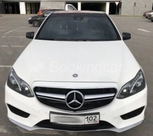 Mercedes E