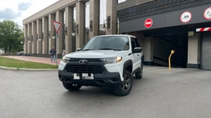 Lada Niva Travel