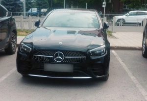 Mercedes E